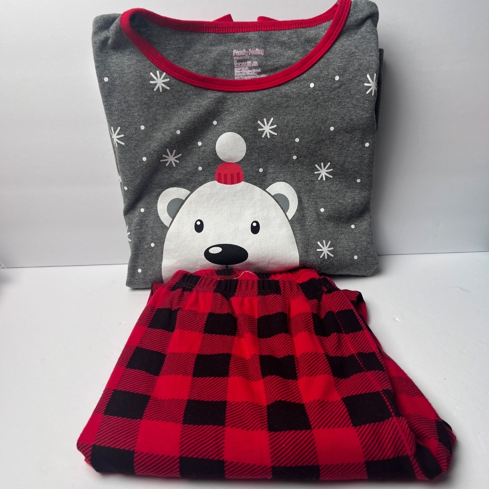 Winter Polar Bear Gray Red Black Plaid Snowflake Family Pajamas Women’s Medium